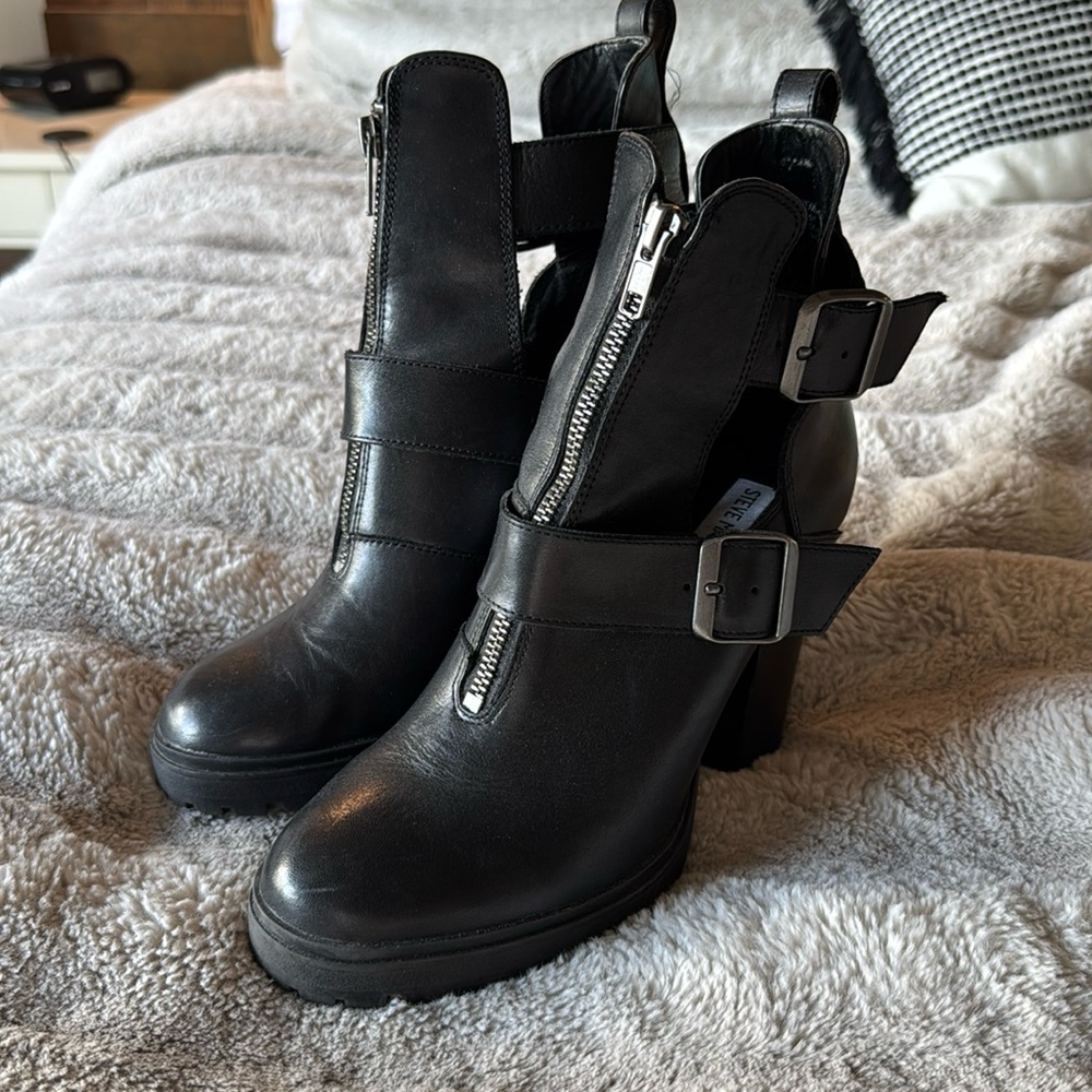 Steve Madden Lavish Booties